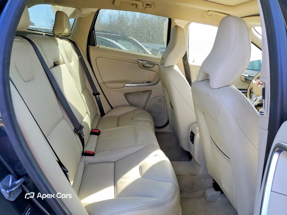 Volvo XC60 2015