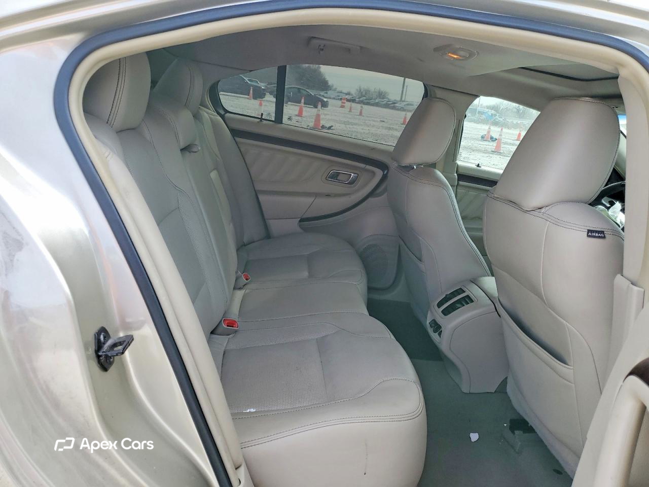 Ford Taurus 2010