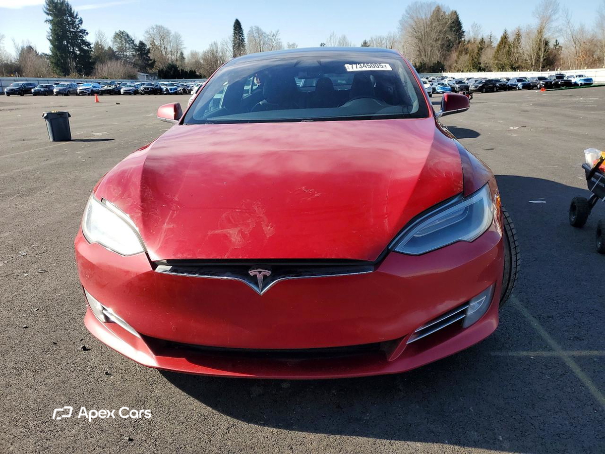 Tesla Model S 2019