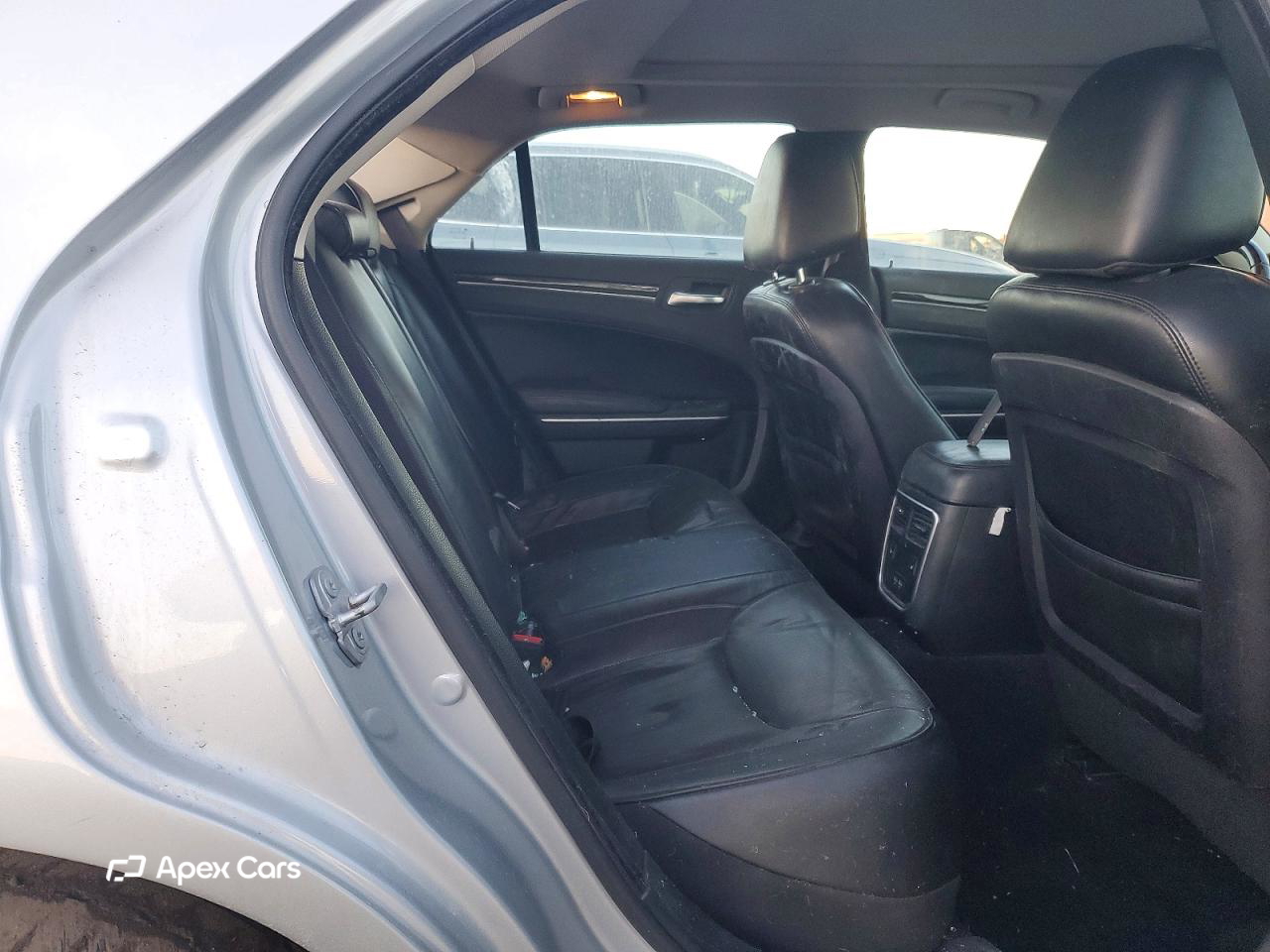 Chrysler 300 2019