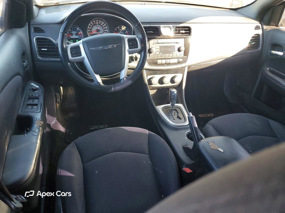Chrysler 200 2013