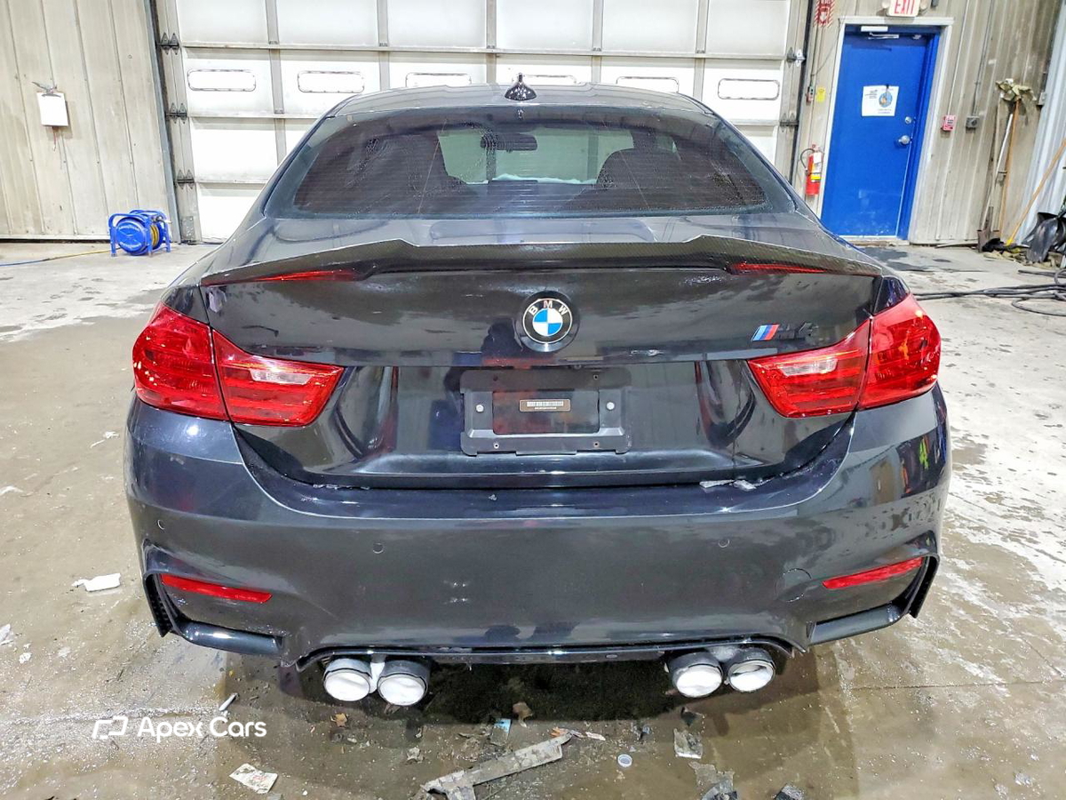 BMW M4 2017