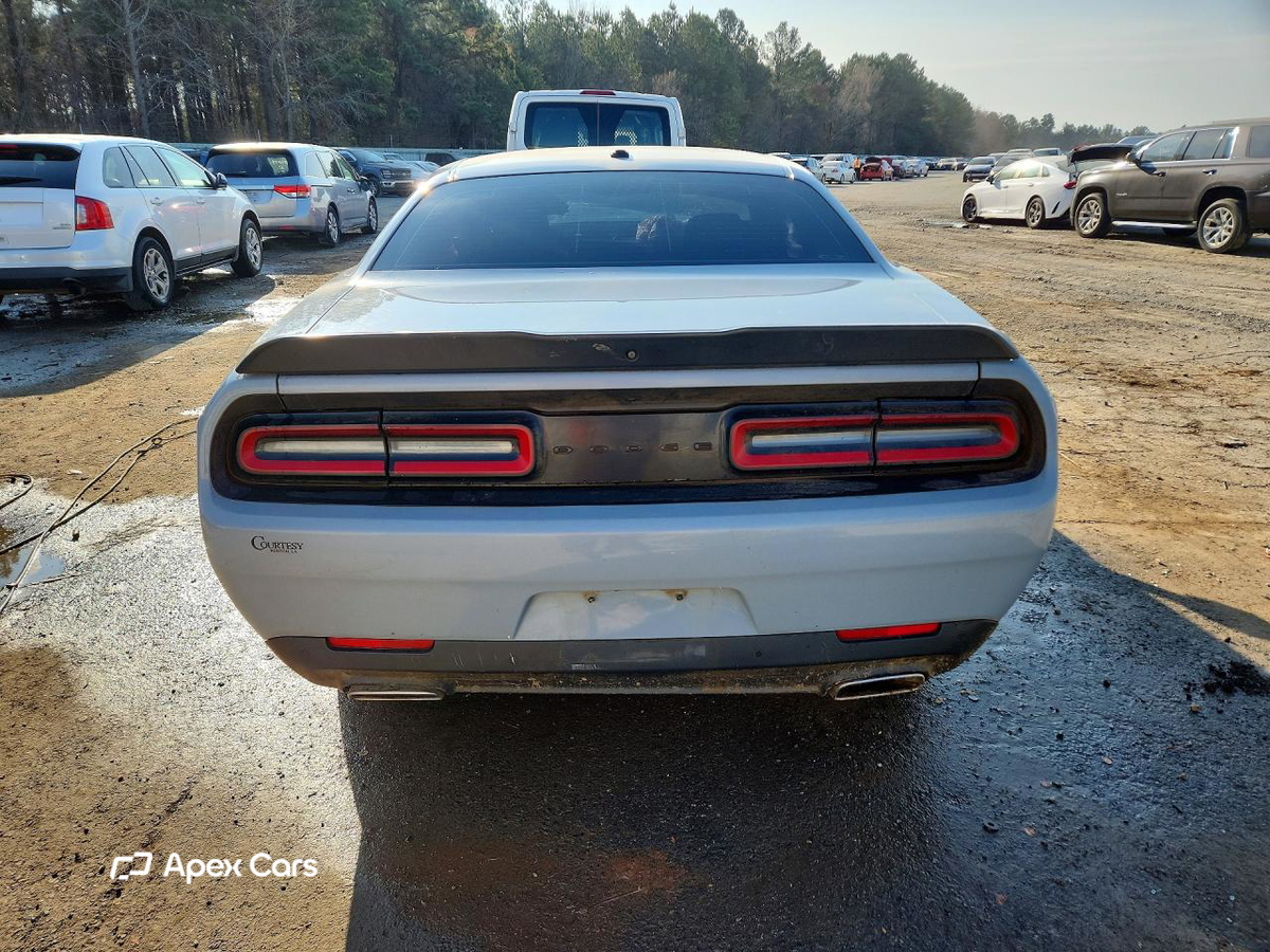Dodge Challenger 2020