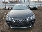 Lexus ES 2020