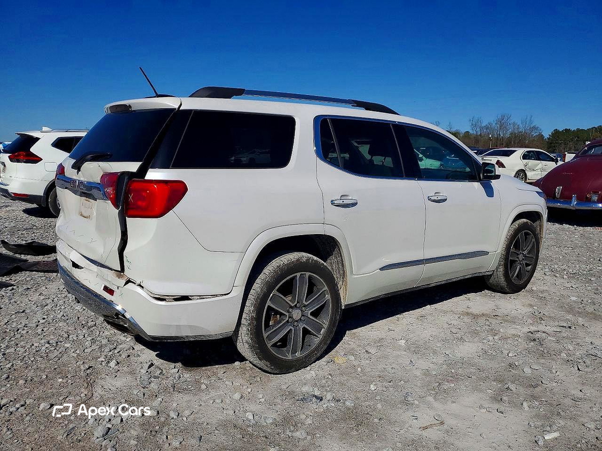 GMC Acadia 2017