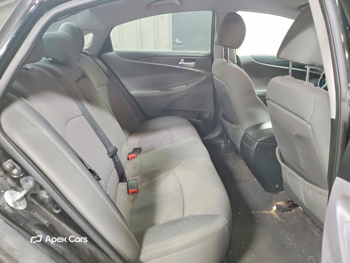 Hyundai Sonata 2012
