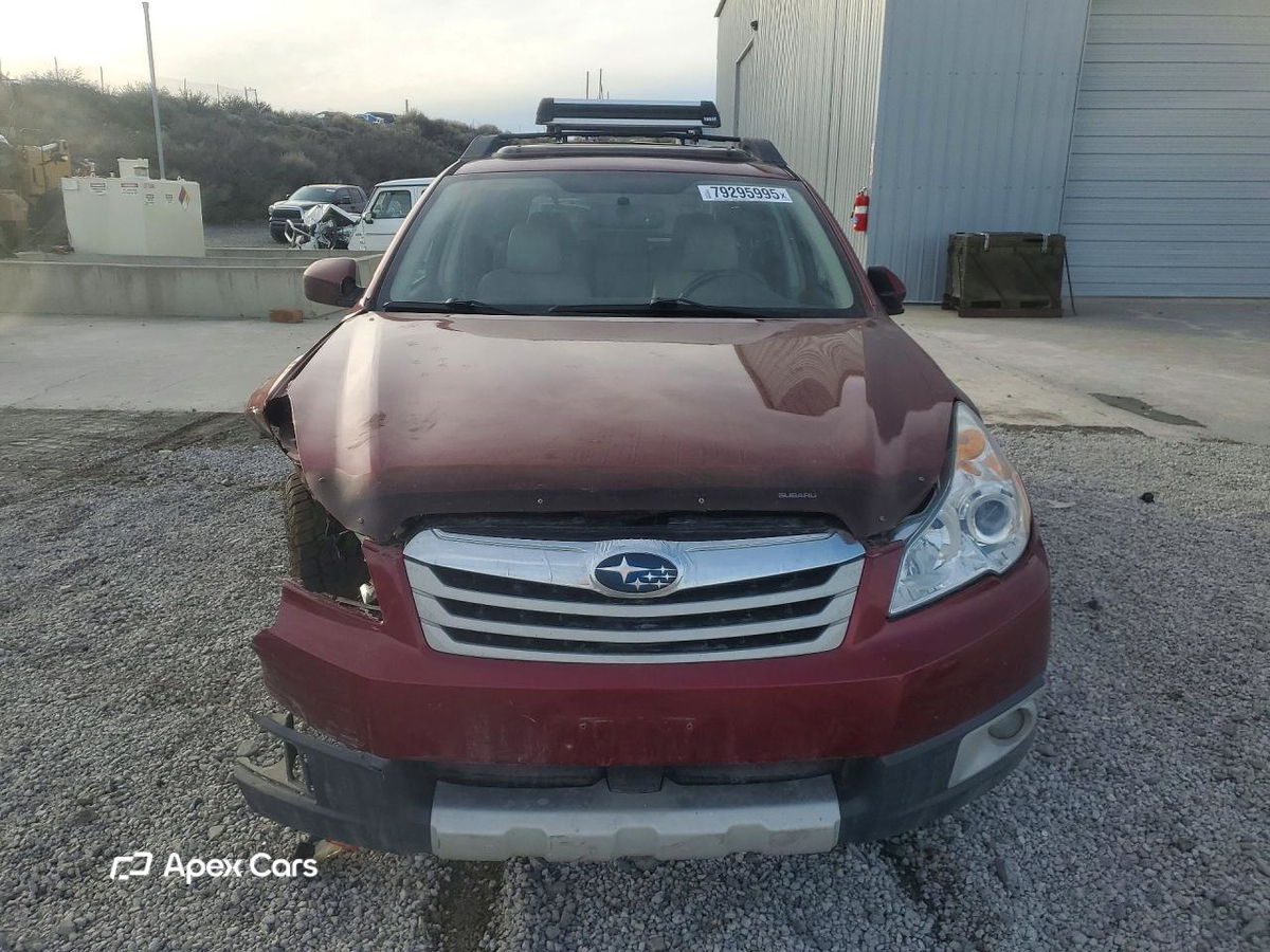 Subaru Outback 2011