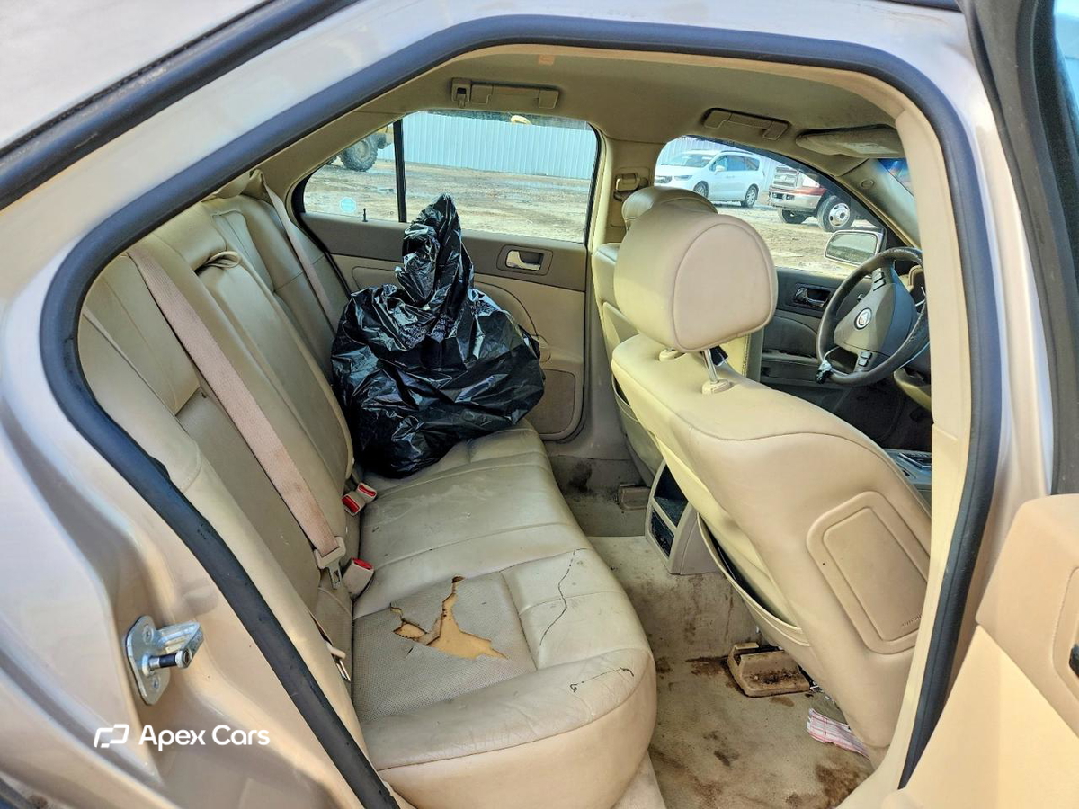 Cadillac STS 2006