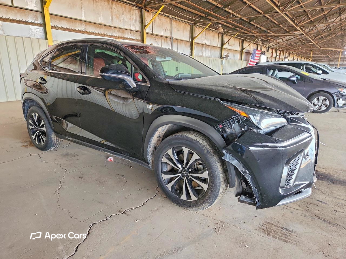 Lexus NX 2021