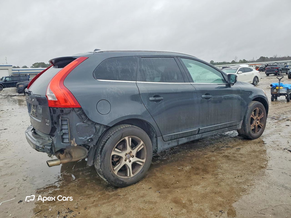 Volvo XC60 2011