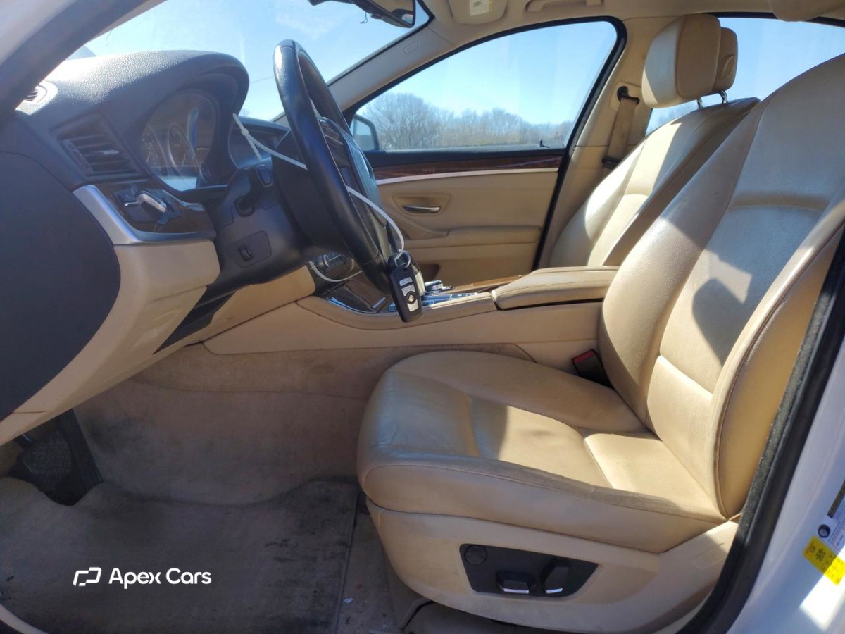 BMW Series 5 2012