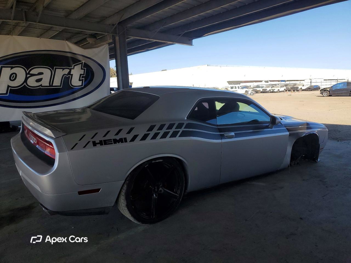 Dodge Challenger 2012