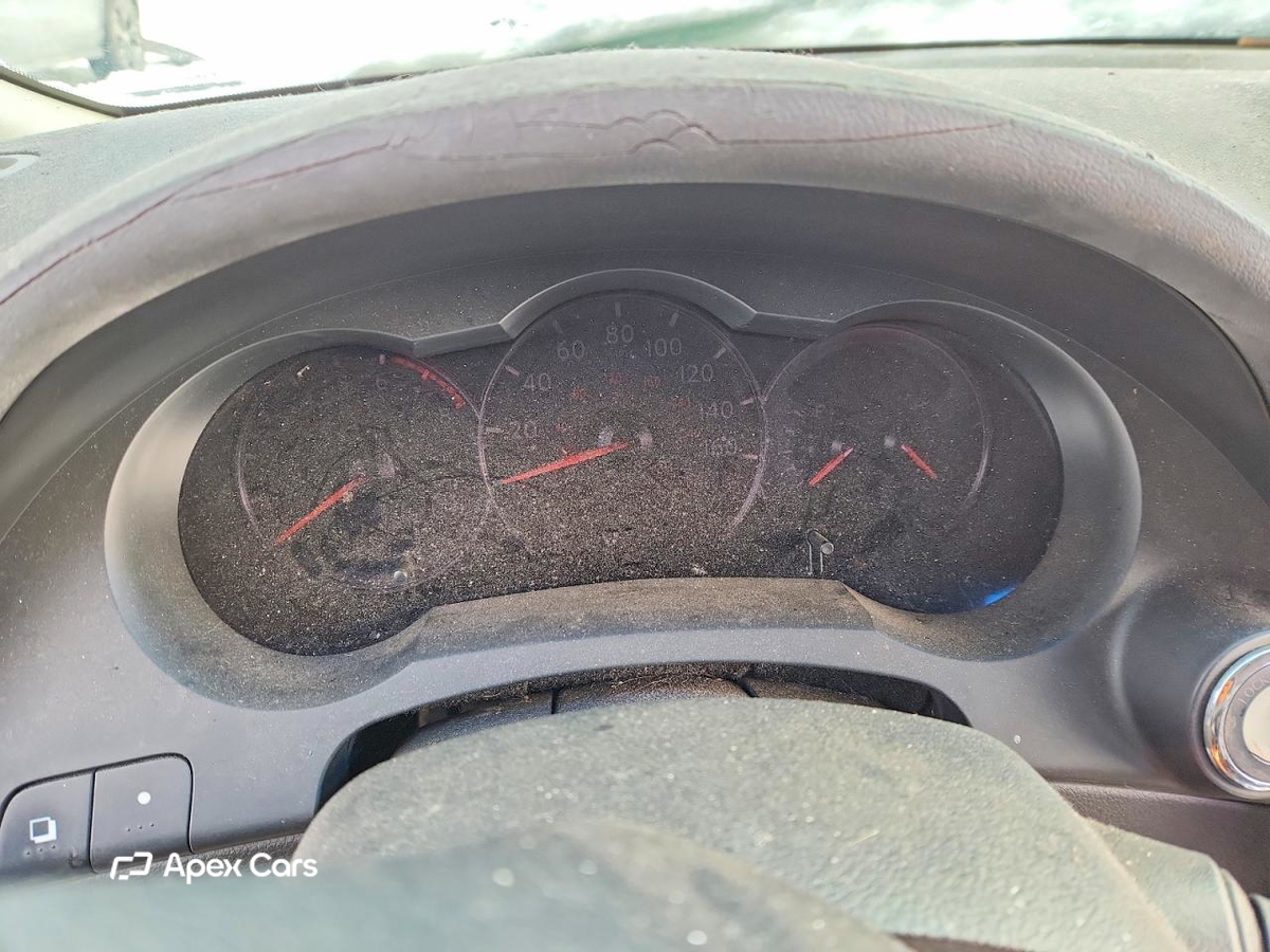 Nissan Altima 2012