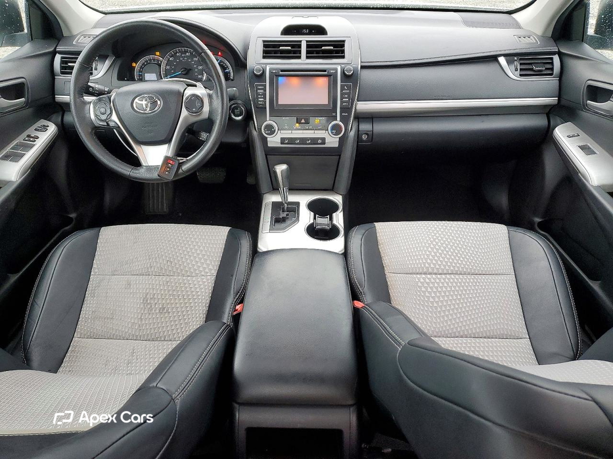 Toyota Camry 2012