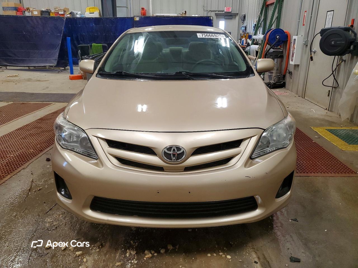 Toyota Corolla 2012