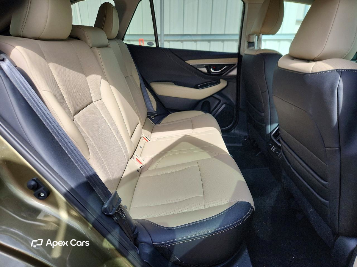 Subaru Outback 2025