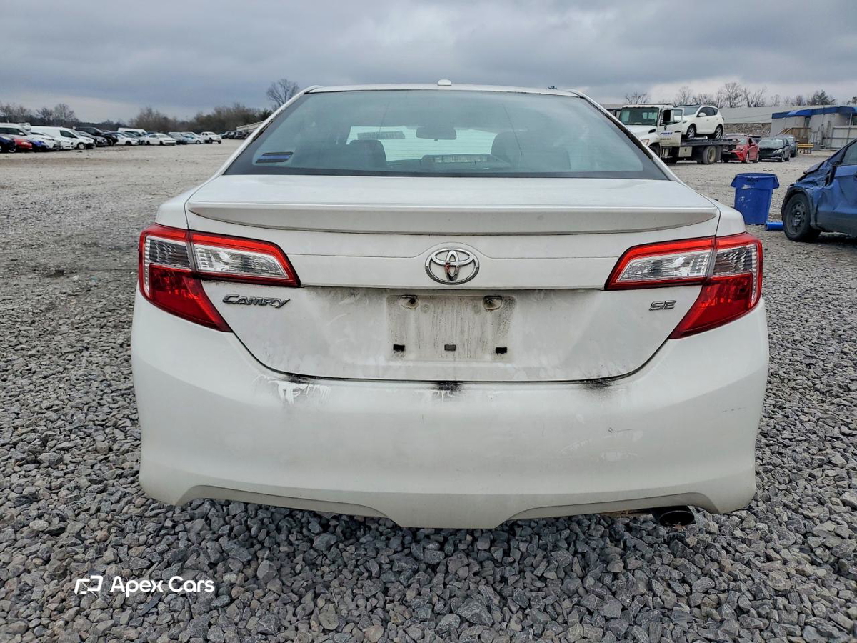 Toyota Camry 2012
