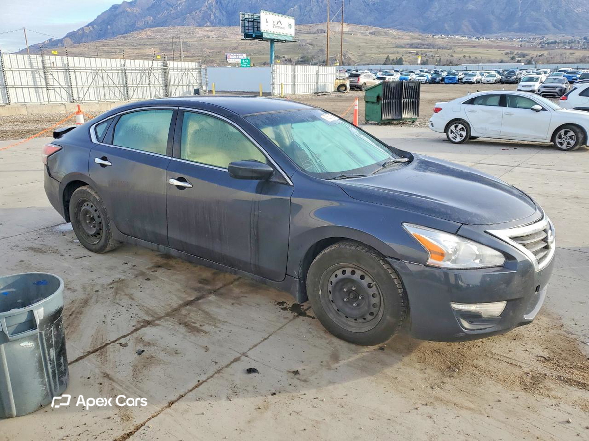 Nissan Altima 2015