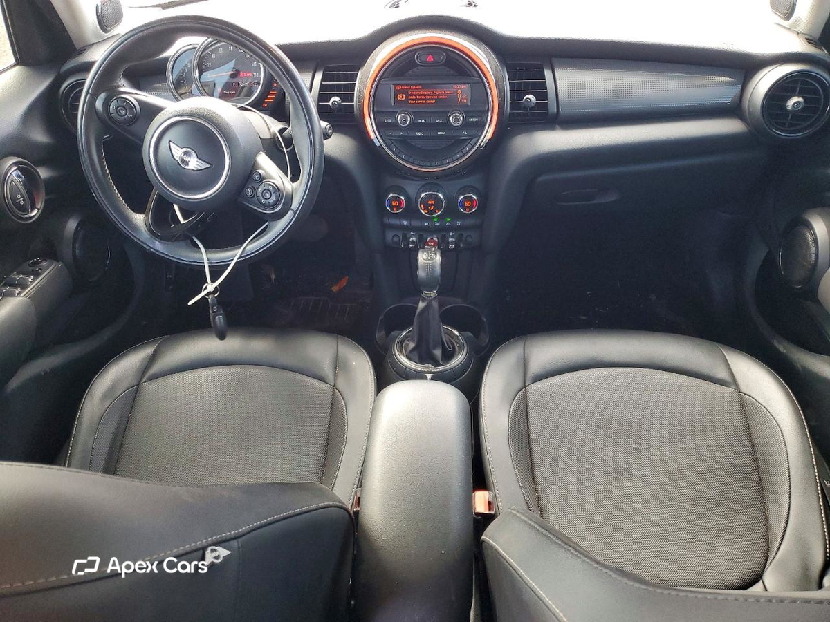 MINI Cooper 2015