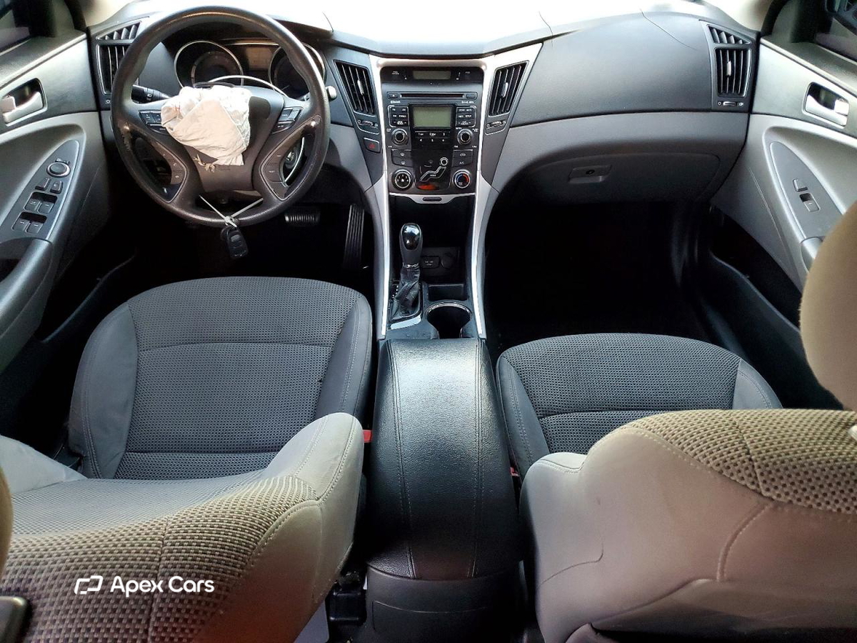 Hyundai Sonata 2011