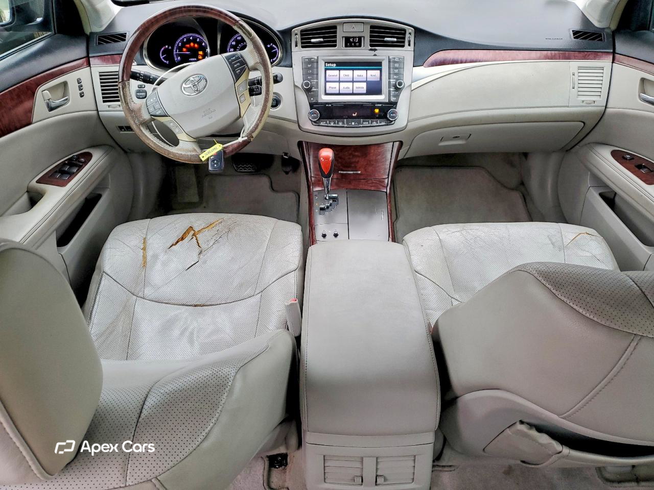 Toyota Avalon 2011