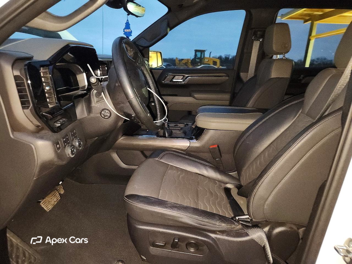 Chevrolet Silverado 2024