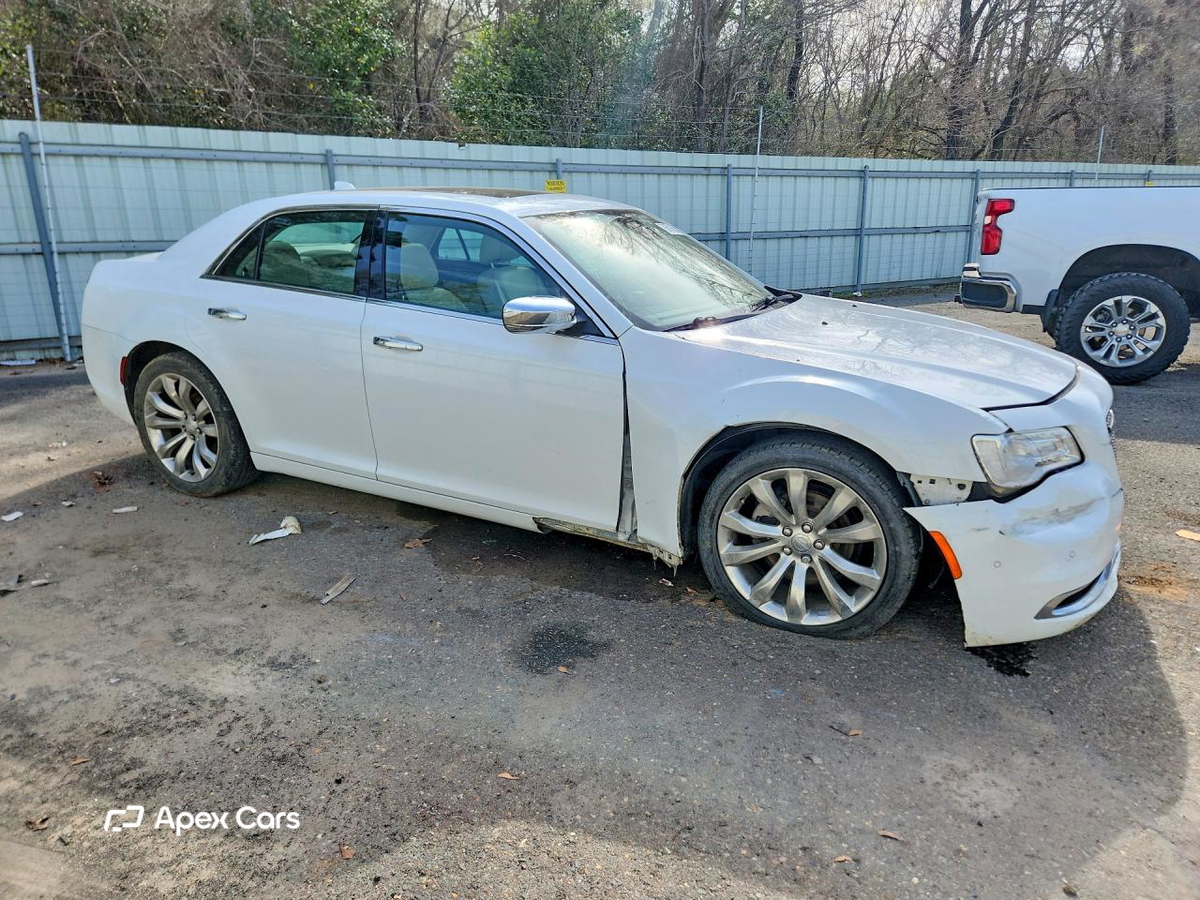 Chrysler 300 2016