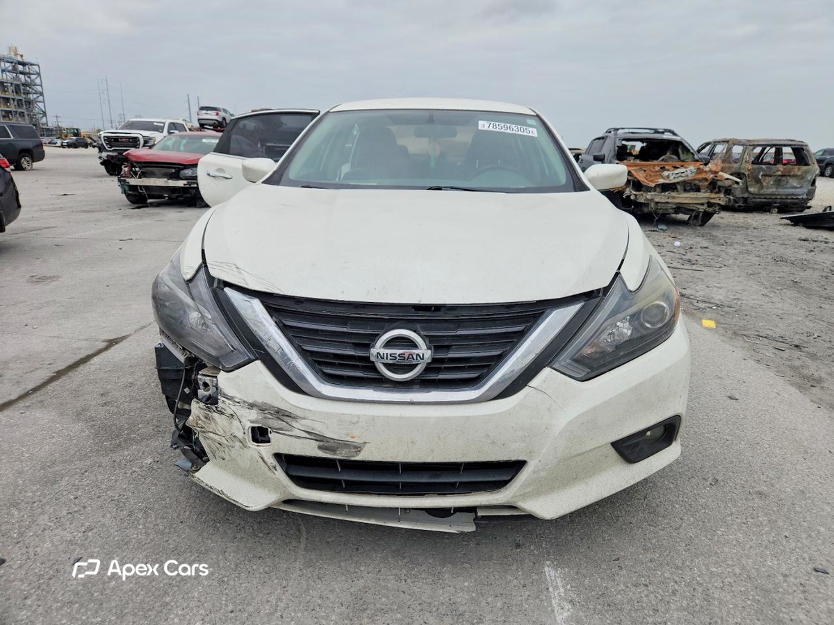 Nissan Altima 2018