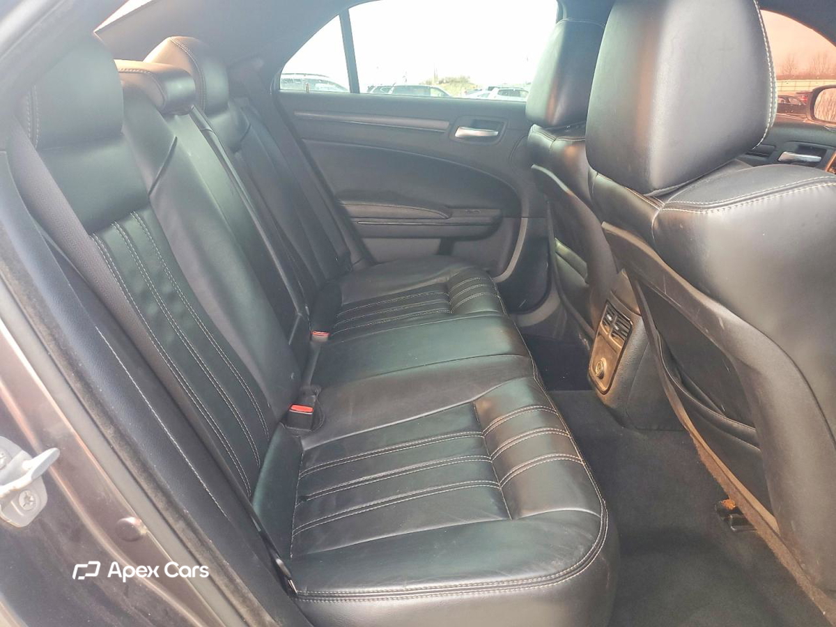 Chrysler 300 2014