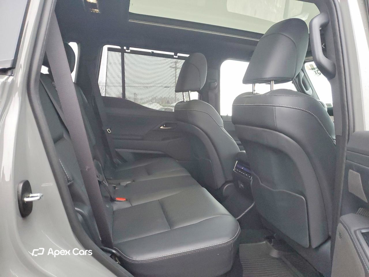 Lexus GX 2025