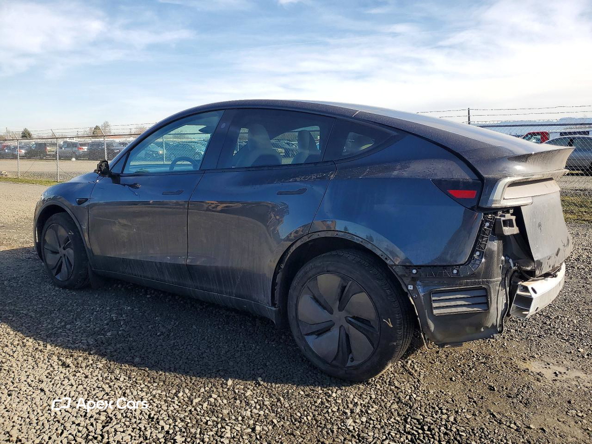 Tesla Model Y 2026