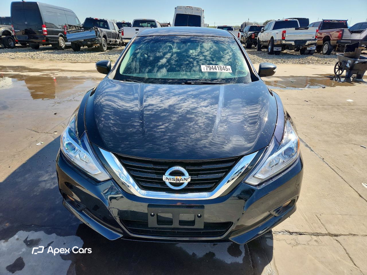 Nissan Altima 2018