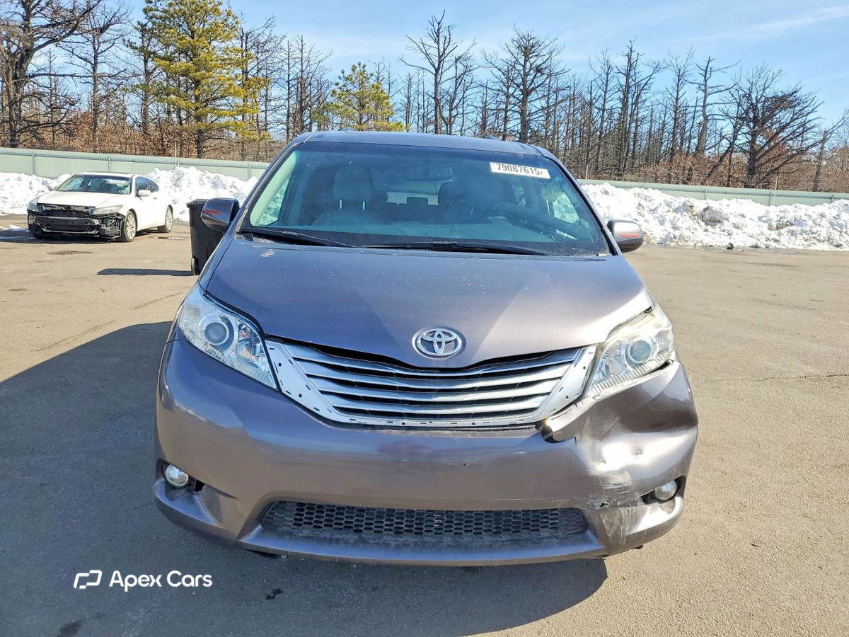 Toyota Sienna 2017