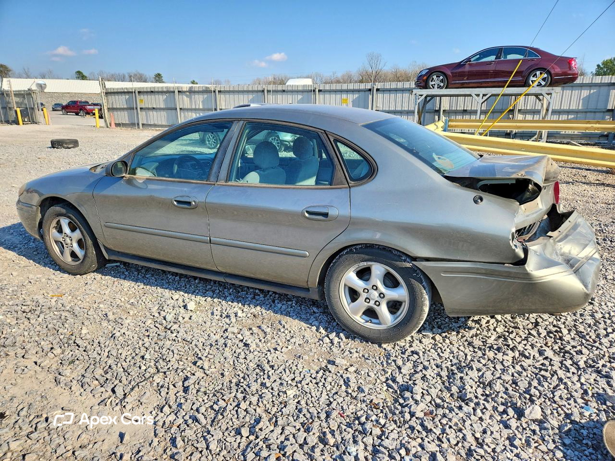 Ford Taurus 2004
