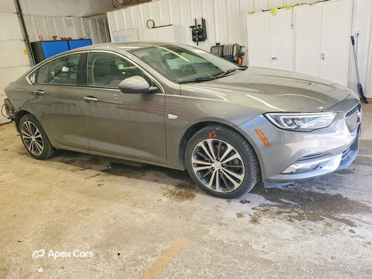 Buick Regal 2018