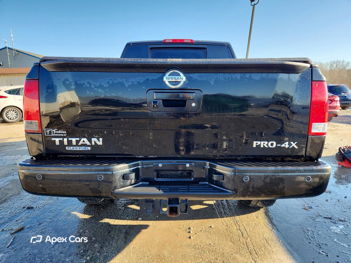 Nissan Titan 2013