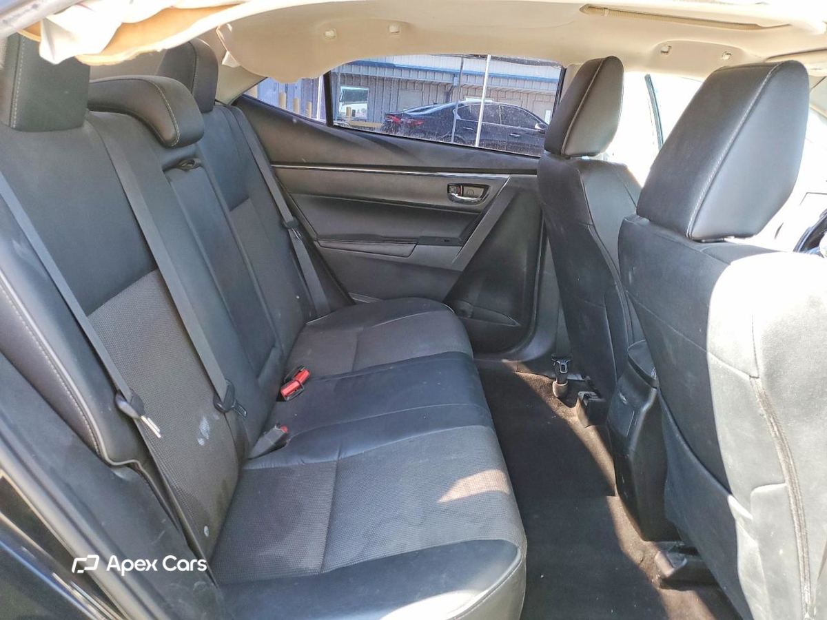 Toyota Corolla 2015