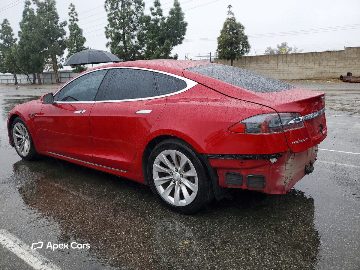 Tesla Model S 2016