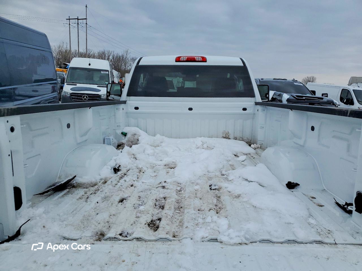 Chevrolet Silverado 2025