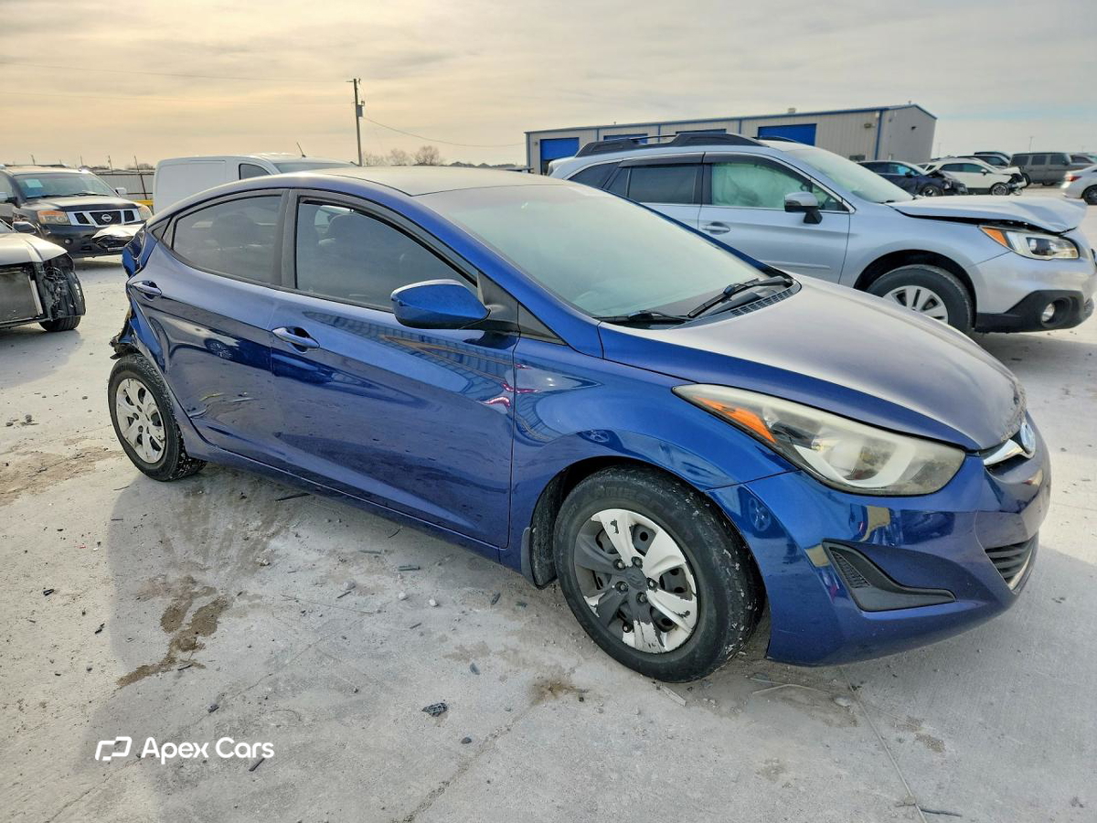 Hyundai Elantra 2016