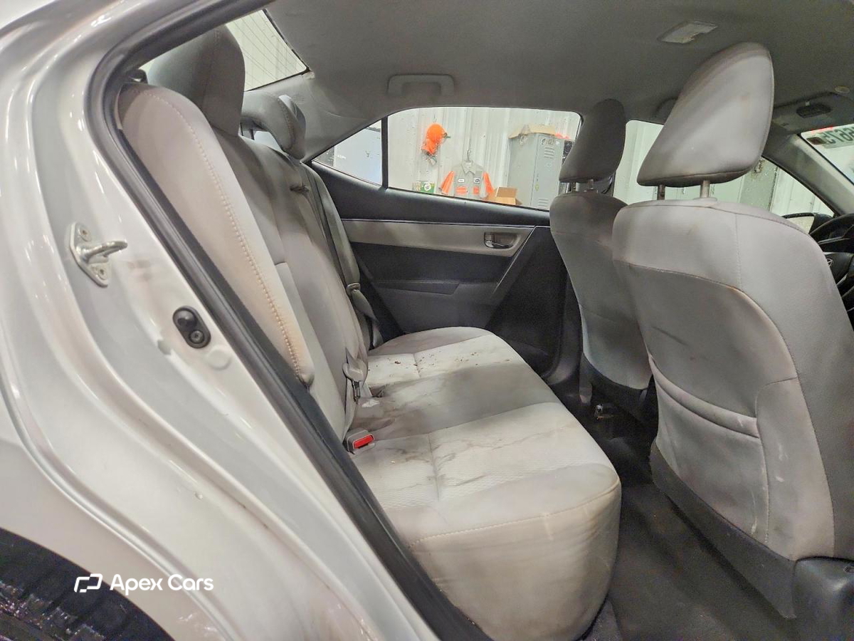Toyota Corolla 2015