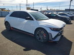 Hyundai  2025