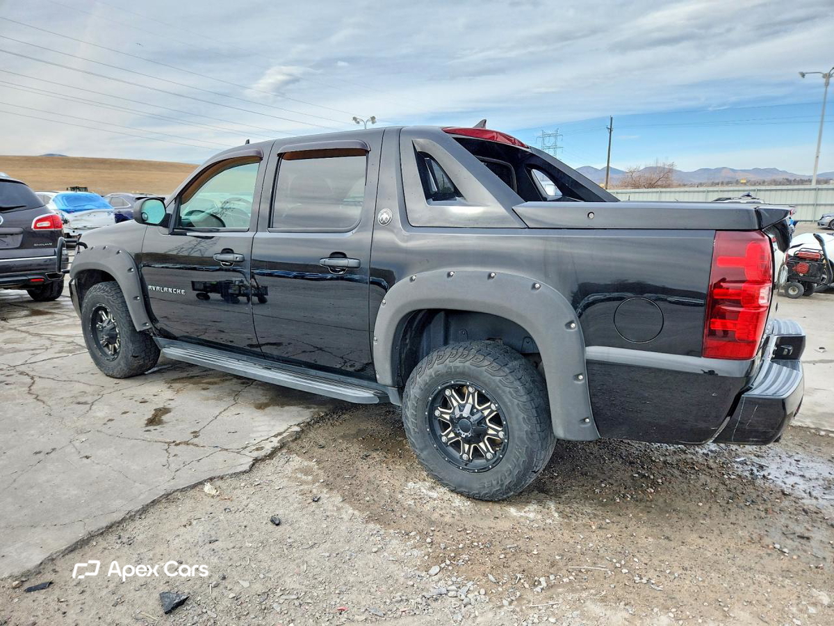 Chevrolet Avalanche 2013