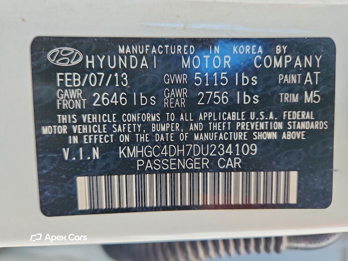 Hyundai Genesis 2013