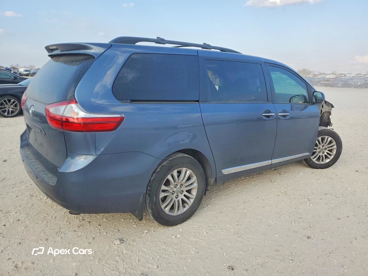 Toyota Sienna 2017