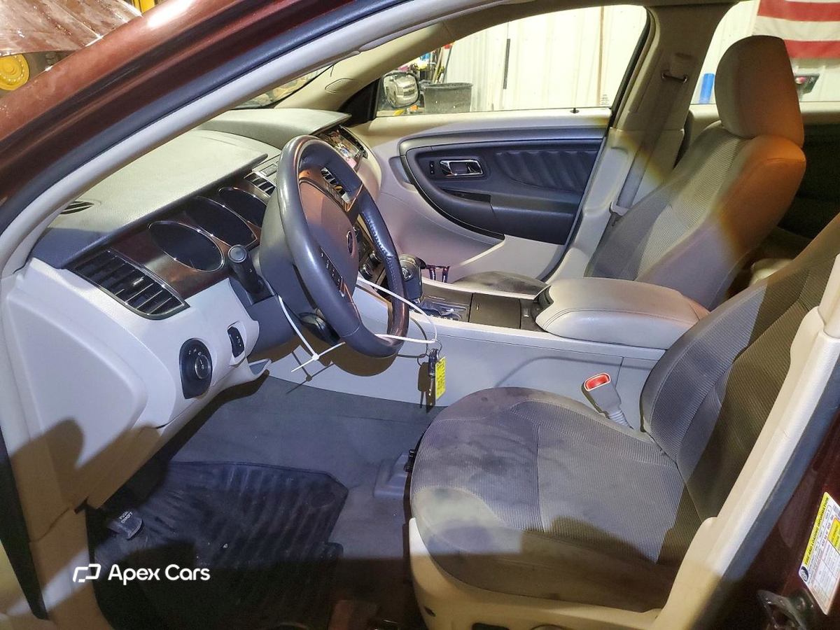 Ford Taurus 2010