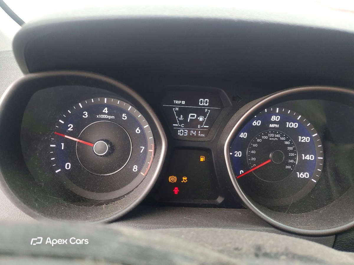 Hyundai Elantra 2016