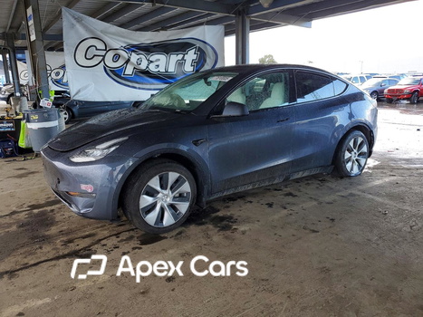 Tesla Model Y 2023 - Image 1 of 12