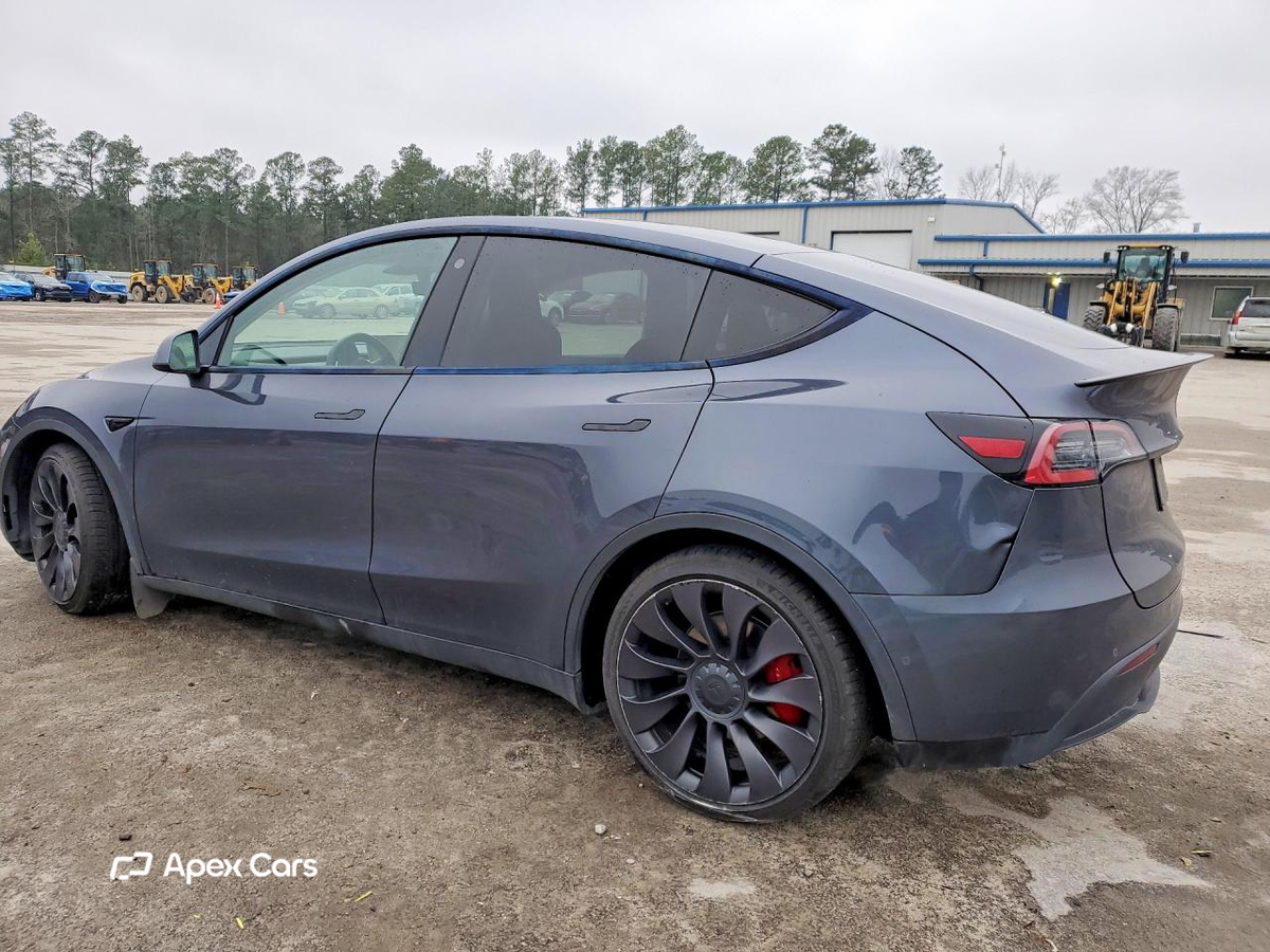 Tesla Model Y 2022
