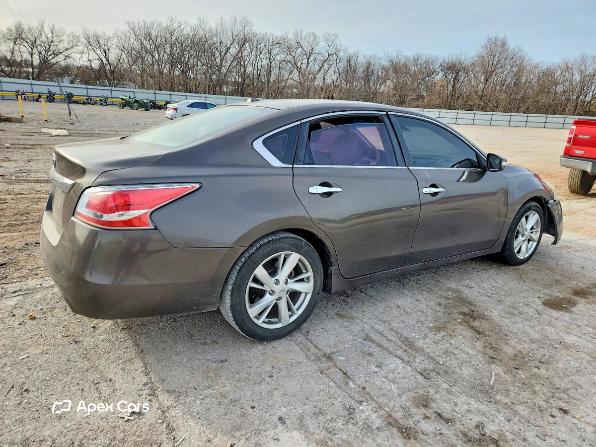 Nissan Altima 2015